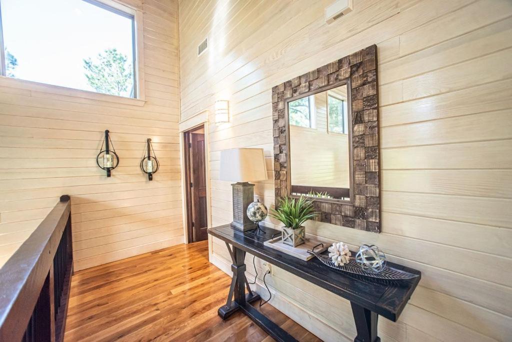 Merlot Mountain - Heated Spa Pool And Hot Tub! Cabin Broken Bow Exterior photo