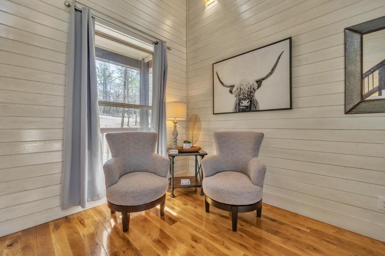 Merlot Mountain - Heated Spa Pool And Hot Tub! Cabin Broken Bow Exterior photo